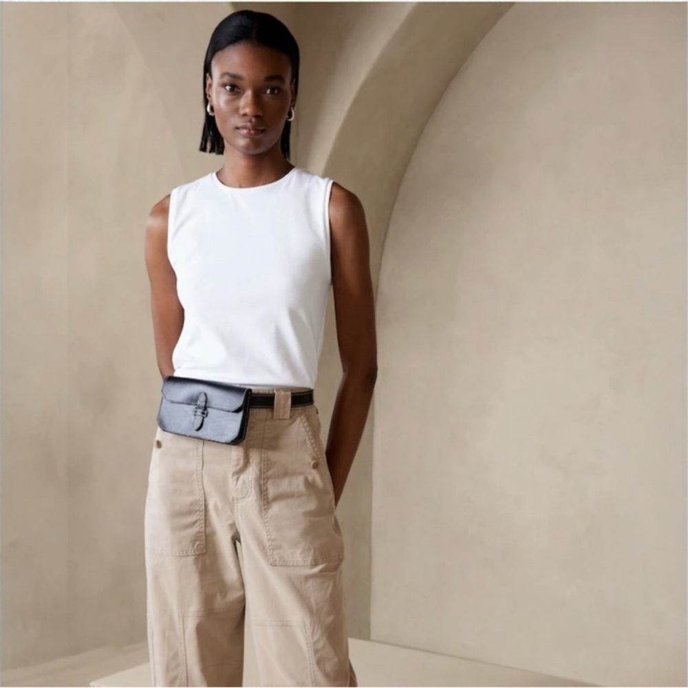 Banana Republic Heritage Leather Belt Bag